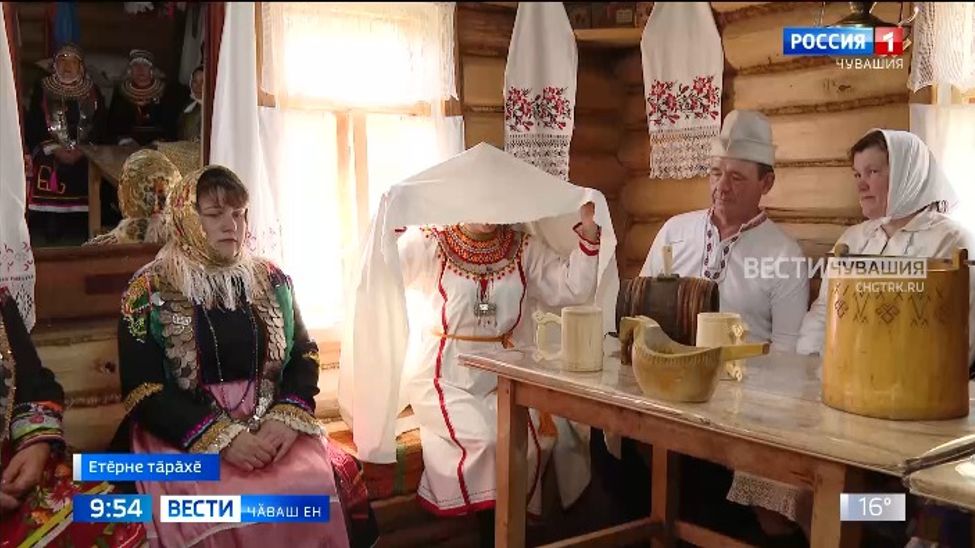 Хӗлӗн-ҫӑвӗн чӑвашсен йӑли-йӗркипе паллаштараҫҫӗ Хӗлӗн-ҫӑвӗн чӑвашсен йӑли-йӗркипе паллаштараҫҫӗ