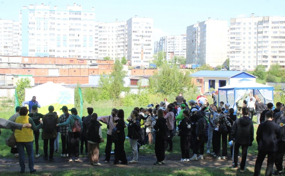 В Чебоксарах экоактивисты собрали свыше 4 тонн мусора В Чебоксарах экоактивисты собрали свыше 4 тонн мусора