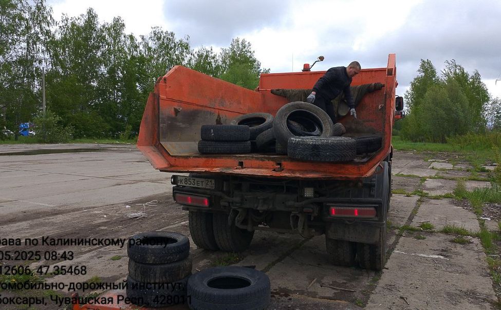В Чебоксарах с парковок вывезли порядка 150 шин