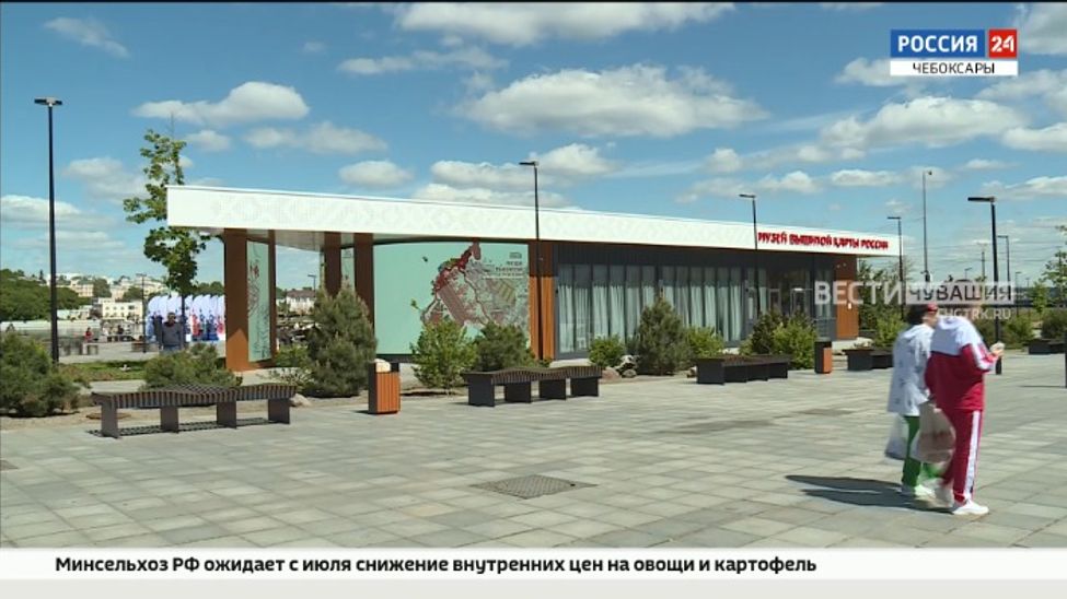 В Чебоксарах открыли Музей Вышитой карты России