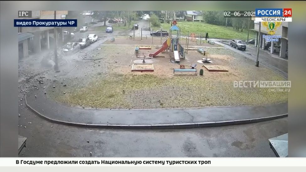 По факту разрушения кирпичной кладки многоквартирного дома в Чебоксарах возбуждено уголовное дело По факту разрушения кирпичной кладки многоквартирного дома в Чебоксарах возбуждено уголовное дело