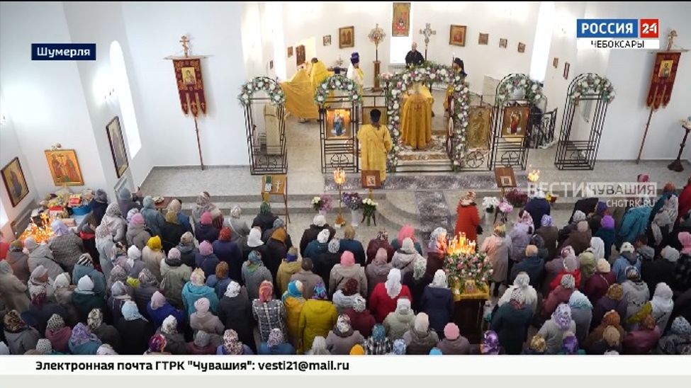 В Шумерле провели первую литургию в новом храме Иоанна Богослова 