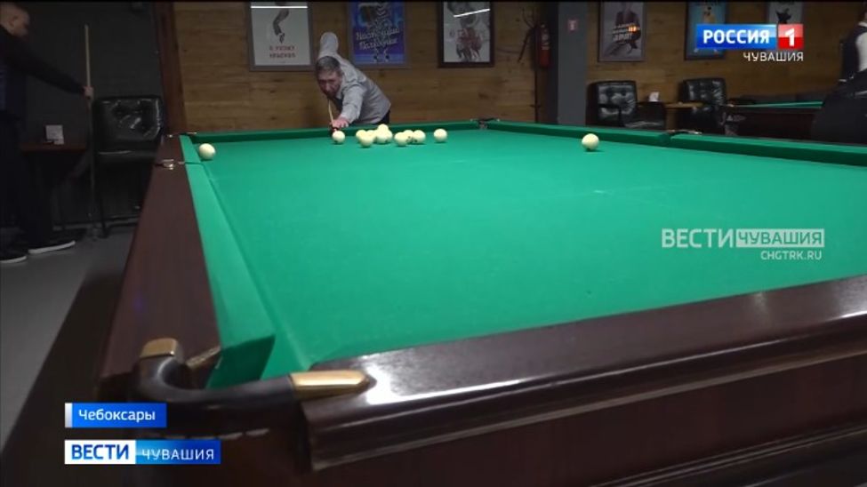 Титул чемпиона Чувашии по русскому бильярду завоевал двукратный чемпион Поволжья Петр Блинов 