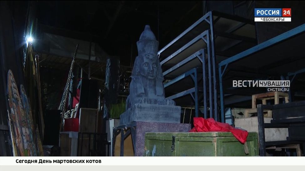 В День театра гостям «Волга Оперы» раскрыли секреты закулисья